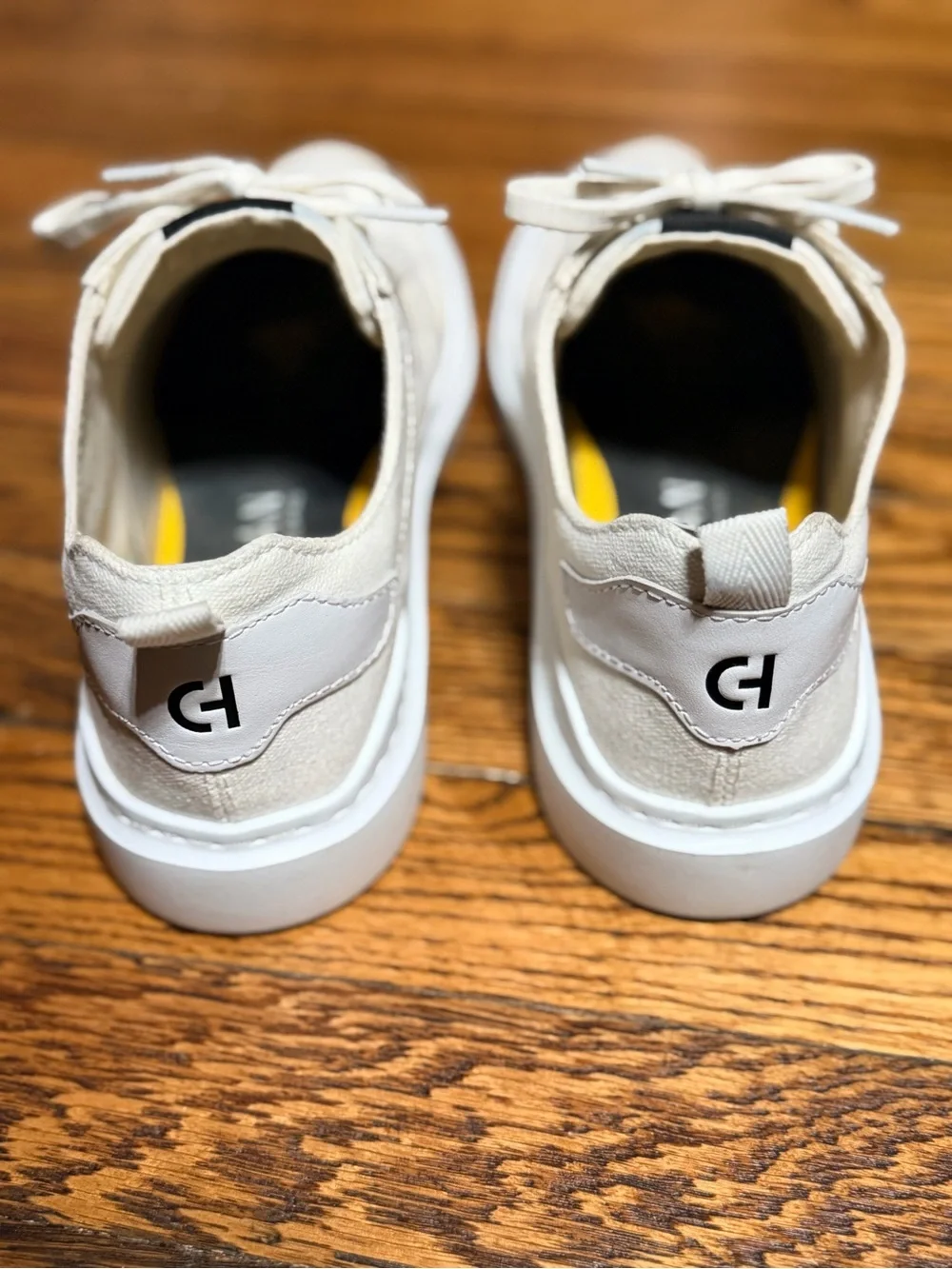 Cole Haan GrandPrø Wellesley Ivory Sneakers Women’s Size 8B W32328